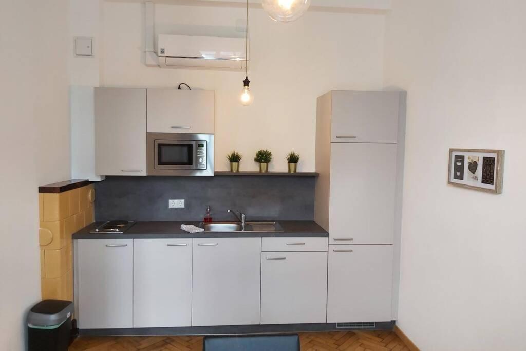 Lovely New 2 Bedroom Near Hannovamarkt Вена Экстерьер фото